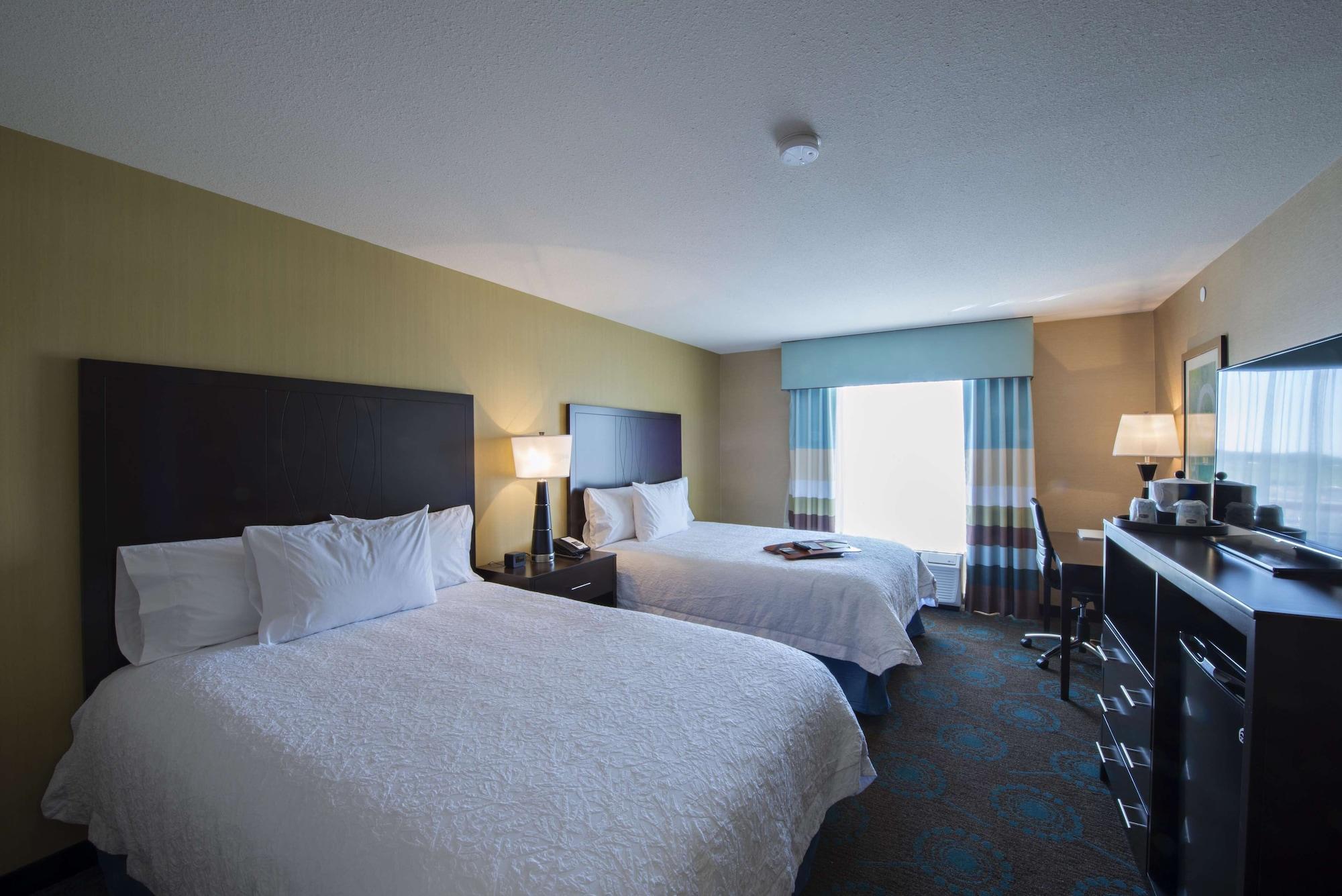 Hampton Inn Saskatoon South מראה חיצוני תמונה