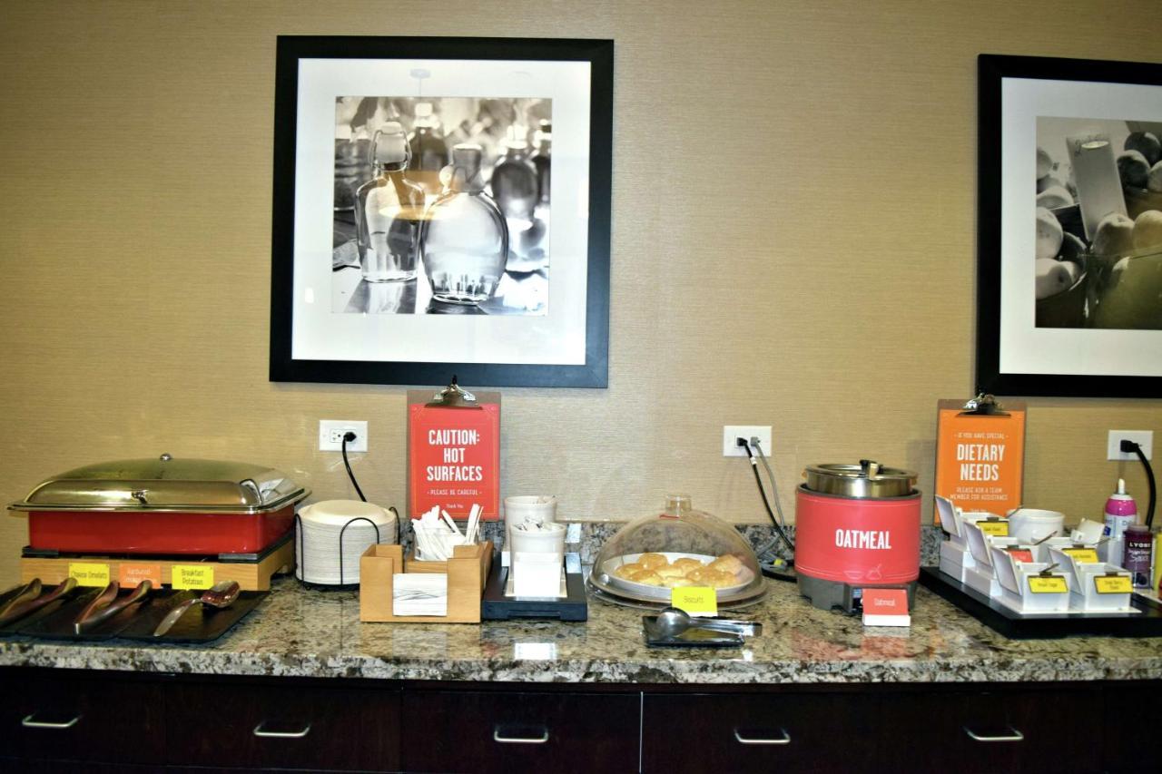 Hampton Inn Saskatoon South מראה חיצוני תמונה