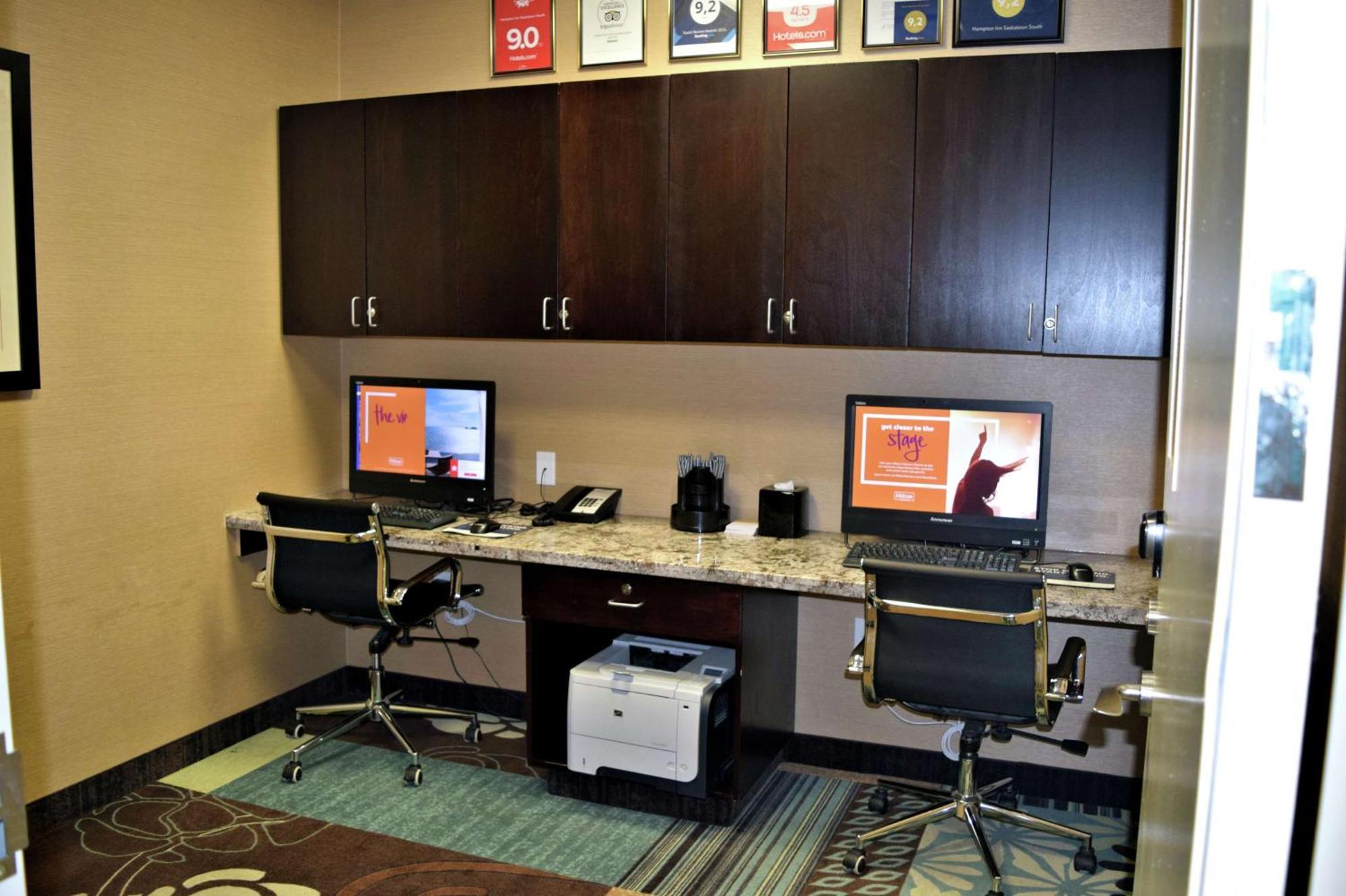Hampton Inn Saskatoon South מראה חיצוני תמונה